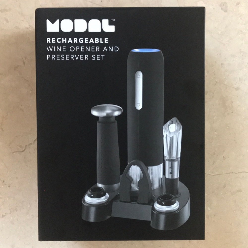 Modal Rechargeable Wine Opener and Preserver Set